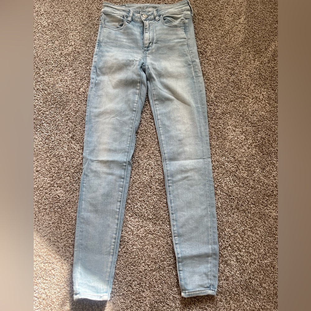 American Eagle Outfitters Light Blue Skinny Jeans